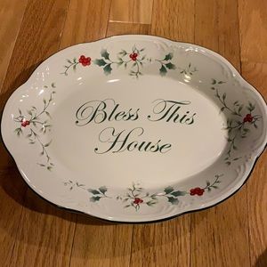 Pfaltzgraff Winterberry “bless this house” plate